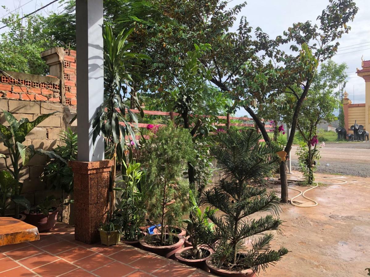 Mama'S Family Guesthouse Kampot Exterior foto